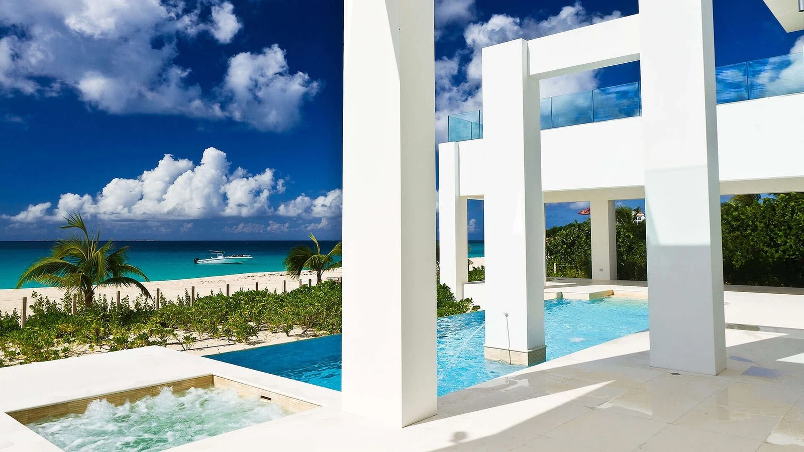 Beach House — photo 3